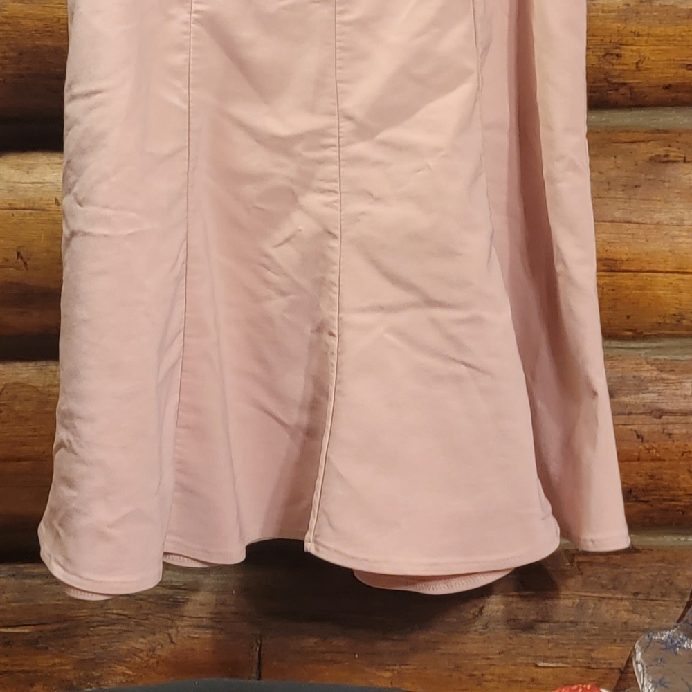 💜3/$10💜Entrancy SzLg Pink A-line Skirt - Picture 5 of 5